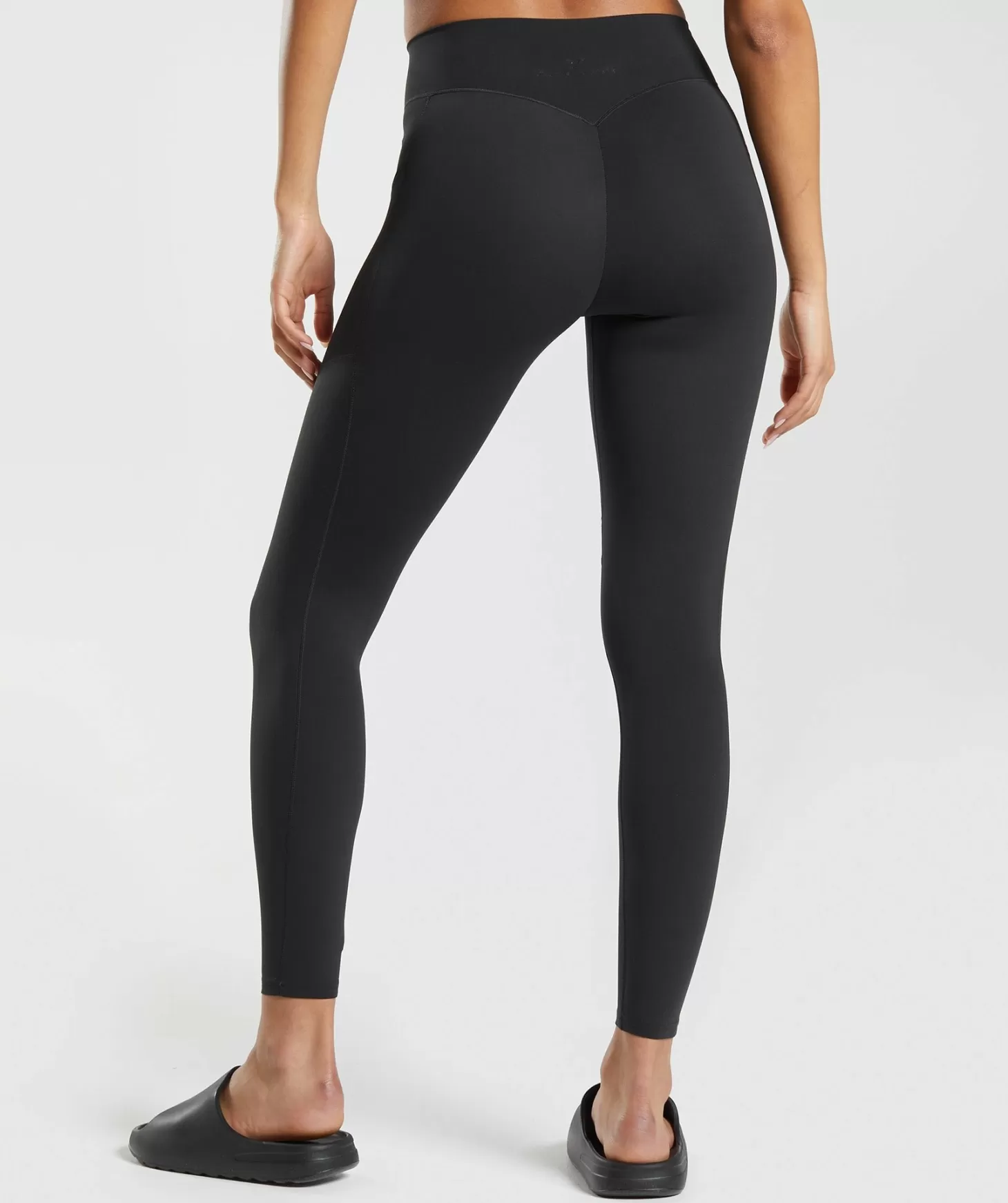 Gymshark Whitney Everyday Pocket Leggings